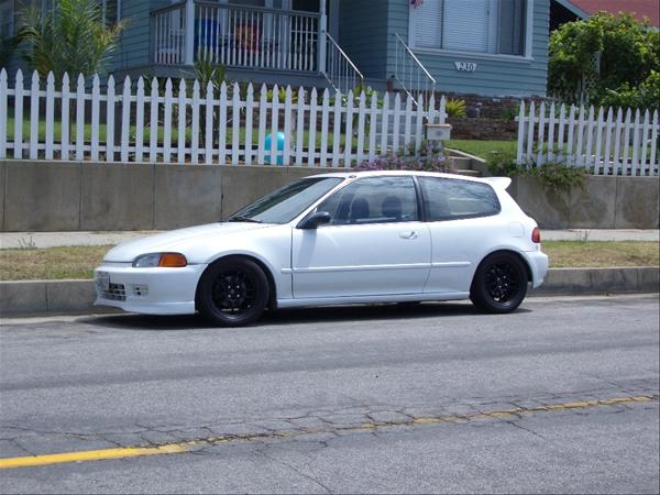 Teen Sticks Cardboard In The Wheel Of His 92′ Civic To Make It Sound Like A&nbsp;Racecar